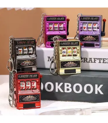 [Purple] Mini machine à sous de jeu avec porte-clés, gadget anti-stress, porte-clés de jeu amus