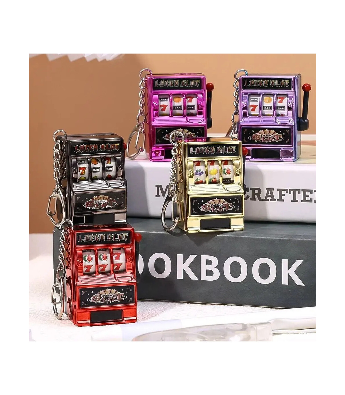 [Purple] Mini machine à sous de jeu avec porte-clés, gadget anti-stress, porte-clés de jeu amus