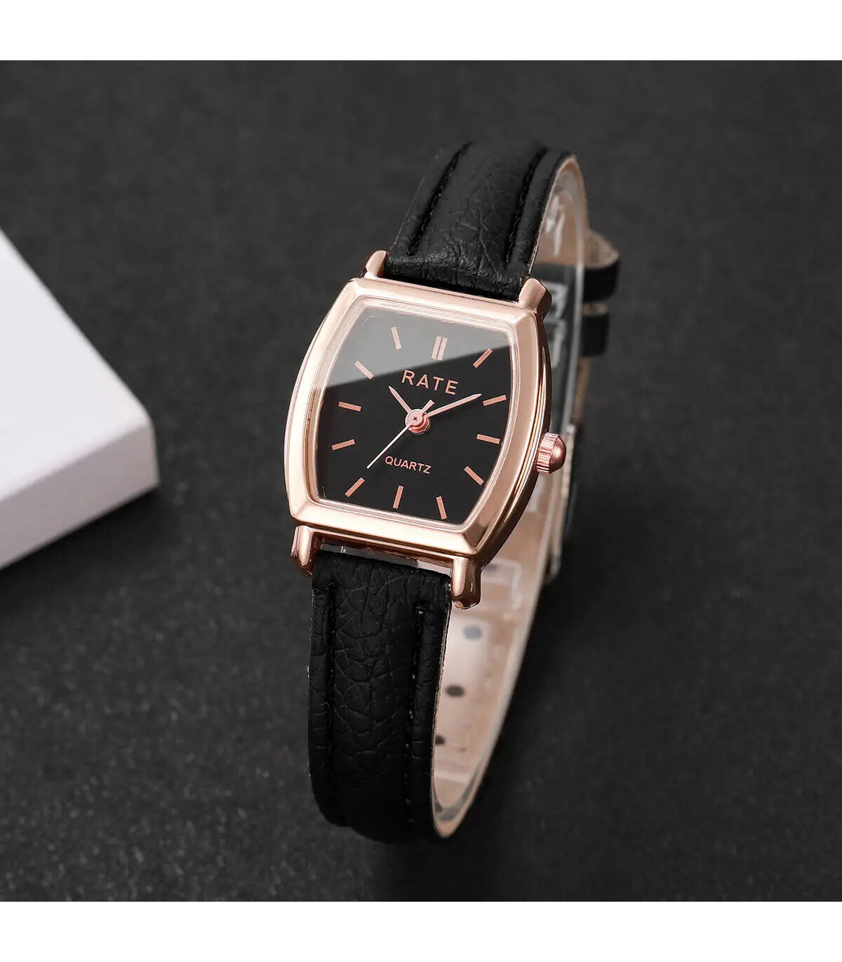 [B Without Box] Mode femmes montres décontracté petit cadran bracelet en cuir femmes montre à Q