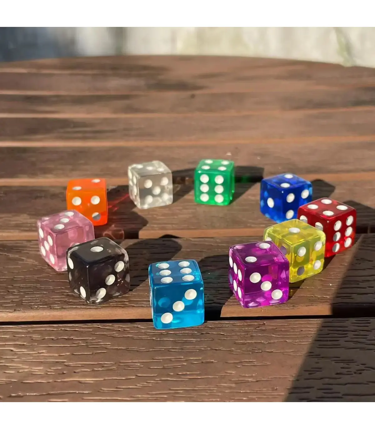 [10 color] 10 pièces/ensemble 16mm Transparent coloré 6 faces D6 Point dés pour Casino famille 