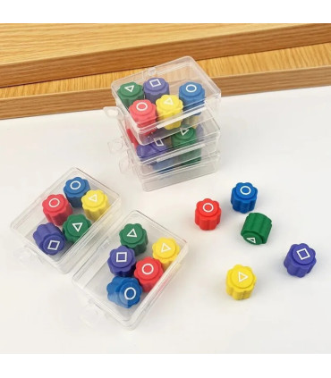 [1pcs] Nouveau jeu Karamari dés accessoires de jeu de fête carré rond Triangle impression Bar a