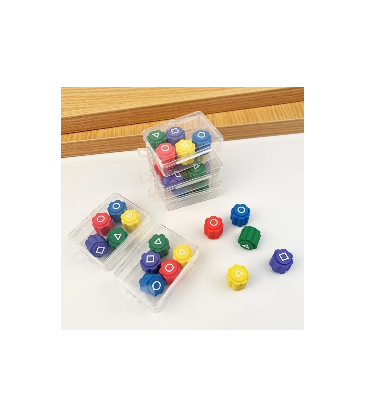 [1pcs] Nouveau jeu Karamari dés accessoires de jeu de fête carré rond Triangle impression Bar a