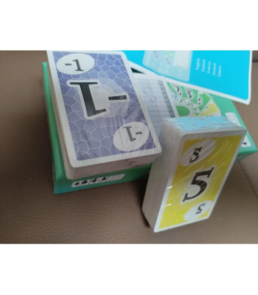 [023] Jeux de cartes Fête des tables pour toute la famille Deck Box Wit Jeux de collection soci