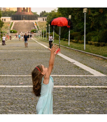 [J] Jouets de parachute créatifs et amusants pour lancer à la main, activités de plein air, jeu