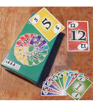 [1 Box] Jeux de cartes Fête des tables pour toute la famille Deck Box Wit Jeux de collectif soc