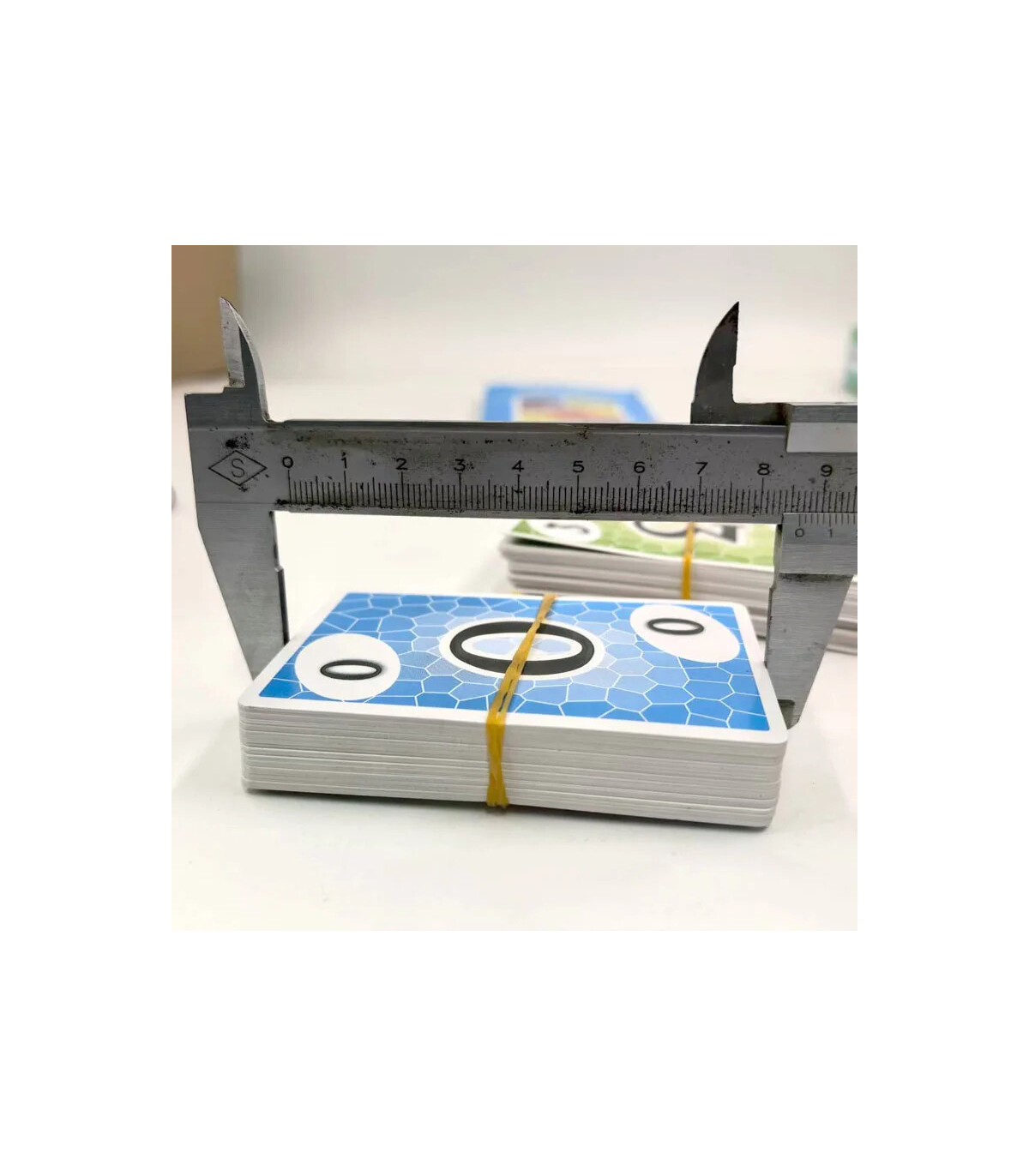 [1 Box] Jeux de cartes Fête des tables pour toute la famille Deck Box Wit Jeux de collectif soc