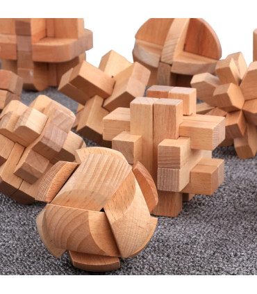Détail pièces bois massif puzzle Lu Ban qualité