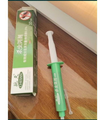 green syringe, pest control product, gel, packaging, cockroach control
